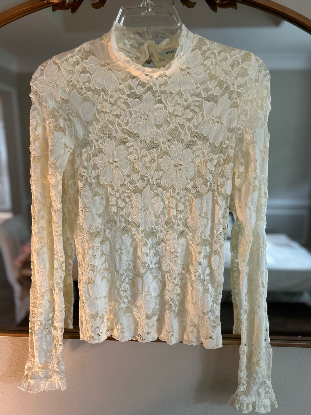Kimchi Blue Delicate Lace Long-Sleeve Top - White